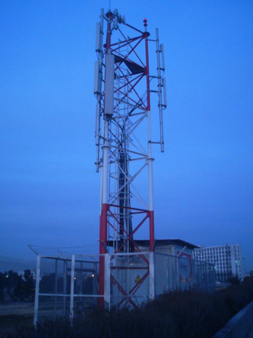 محطات الاتصالات والأبراج