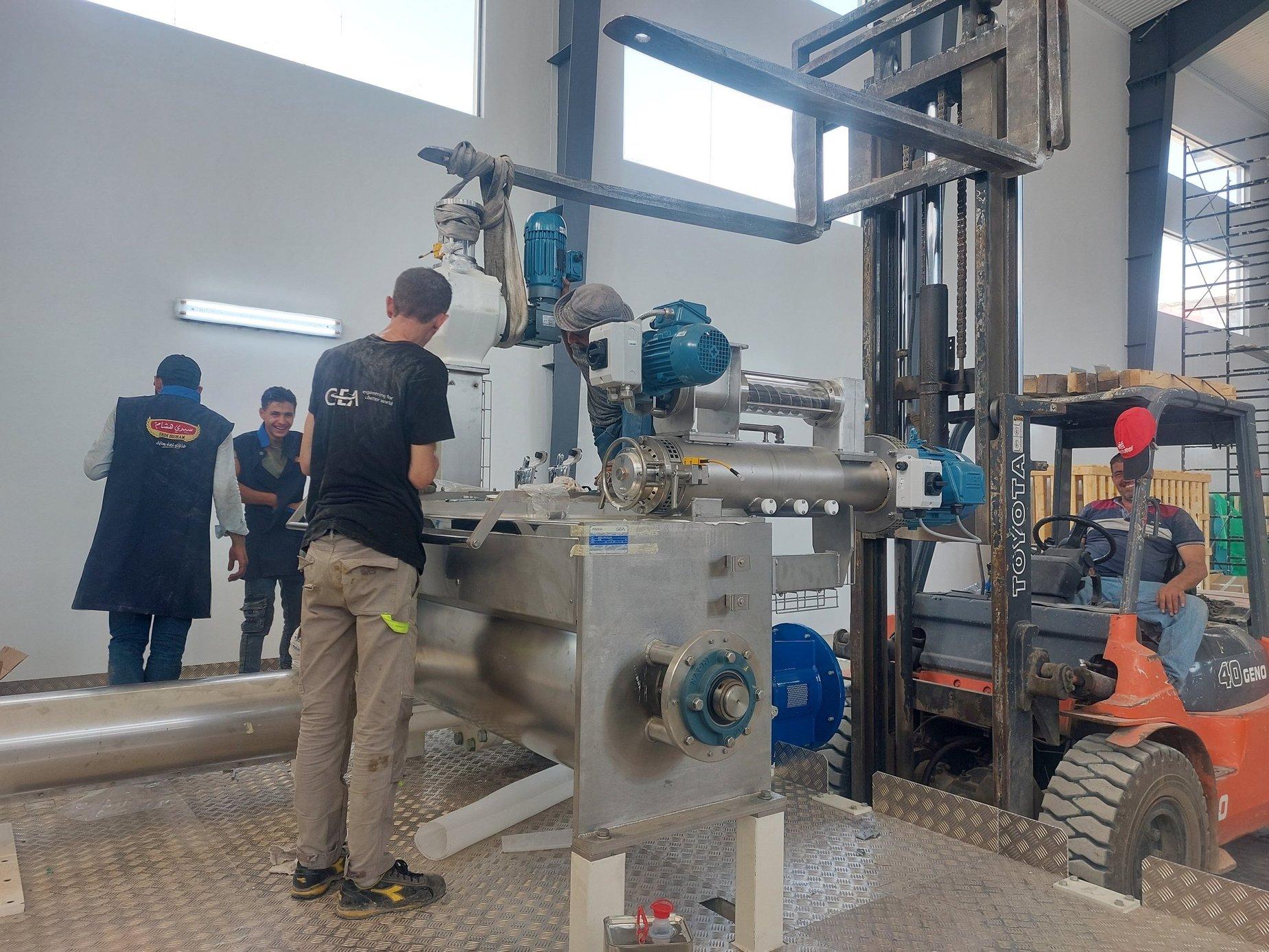 المكننة الصناعية وتجهيز المصانع والهندسة الميكانيكية